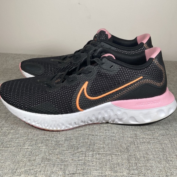 Nike Renew Run Running Shoe - Picture 4 of 8